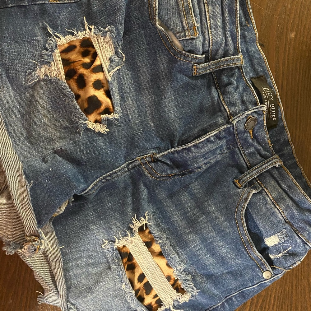 Medium Judy Blue Shorts
